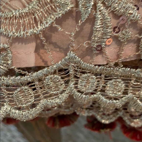 SPELL & THE GYPSY COLLECTIVE NINA SHIFT MINI DRESS GOLD LACE AND SEQUINS - Picture 13 of 16